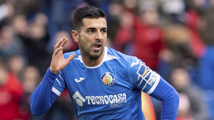Ángel: "Estoy tranquilo, el interés del Barcelona son solo rumores"