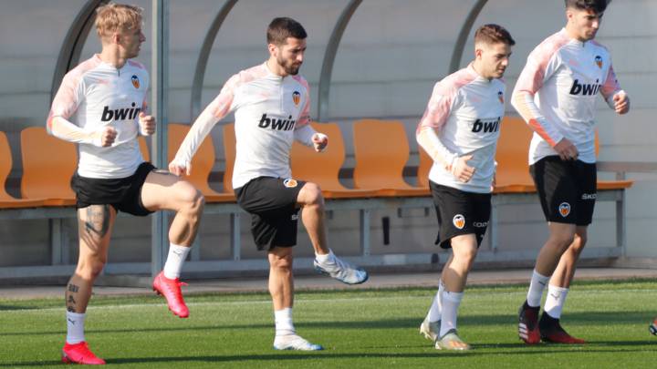 Wass, Gayà, Manu Vallejo y Carlos Soler.