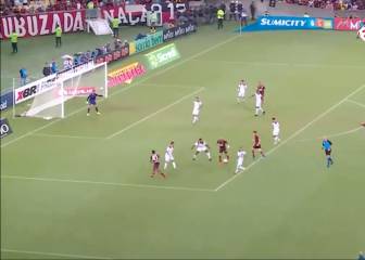 La curiosa celebración de los compañeros de Filipe tras su primer golazo en Brasil