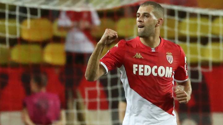 Slimani impulsa al Mónaco