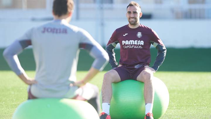 Paco Alcácer, ejercitándose en la Ciudad Deportiva del Villarreal.