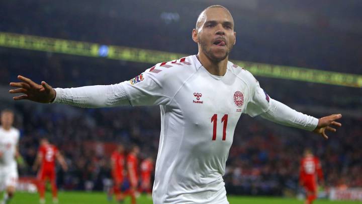 El delantero danés del Barcelona, Martin Braithwaite, con su selección.