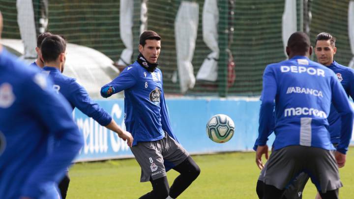 Vicente será la novedad de Vázquez en el derbi ante el Lugo.