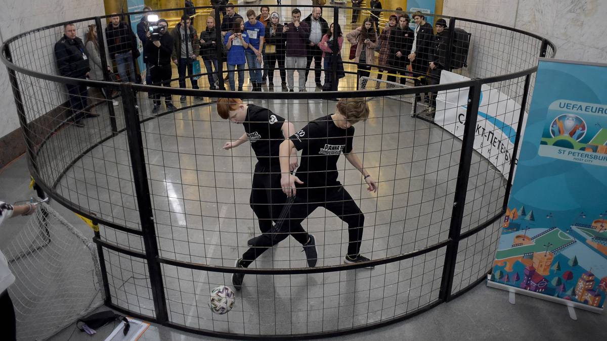 Panna, el juego de fútbol que llega a San Petersburgo