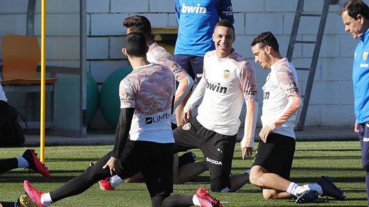 Rodrigo completa el entreno con buenas sensaciones