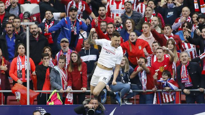 Ocampos es el fichaje más goleador desde Ben Yedder