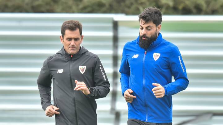 Villalibre ya con el grupo y Beñat, con esguince de tobillo