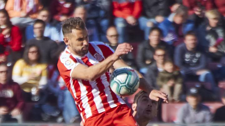 Alegría por el aplazamiento de la Copa América: Stuani se queda