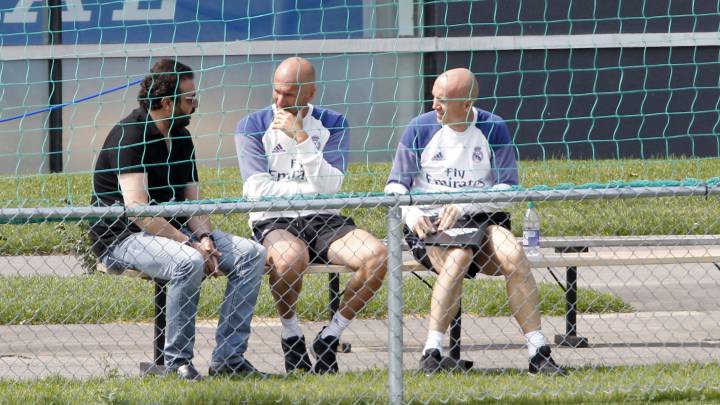 Zidane, Bettoni y José Ángel Sánchez.