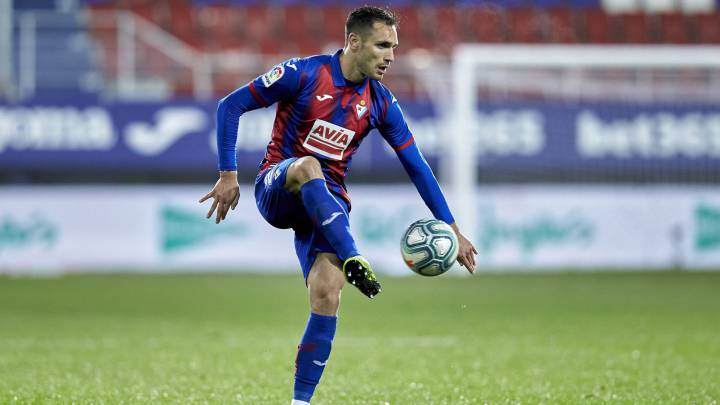 EDU EXPOSITO en el EIBAR - REAL SOCIEDAD