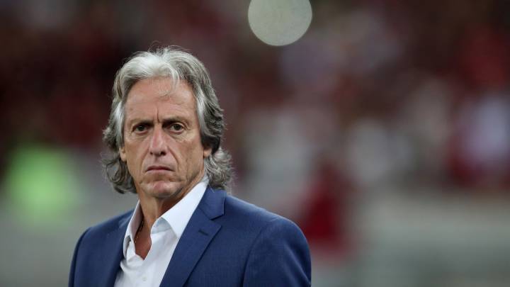 DT de Flamengo estalla contra la prensa: "Debieron coger el virus"