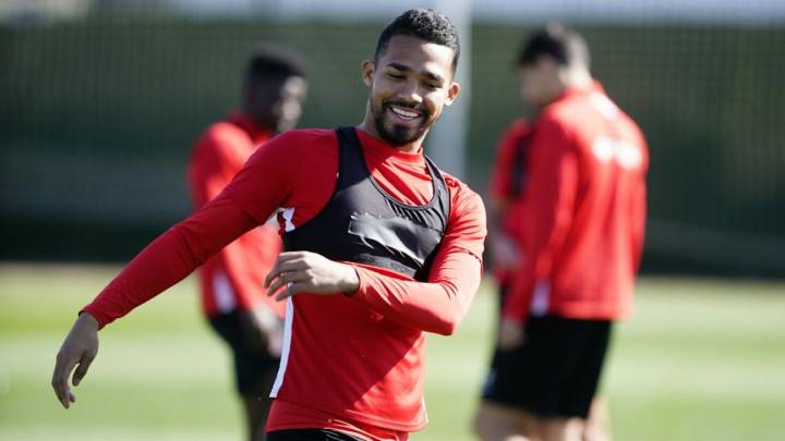 Yangel Herrera con el Granada.
