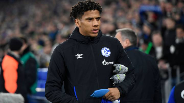 La continuidad de Todibo en el Schalke está en el aire