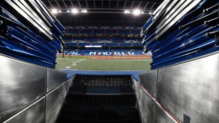Con esta imagen de la salida al terreno de juego del Santiago Bernabéu y el lema "Saldremos del túnel", varios jugadores madridistas han lanzado un mensaje de optimismo.