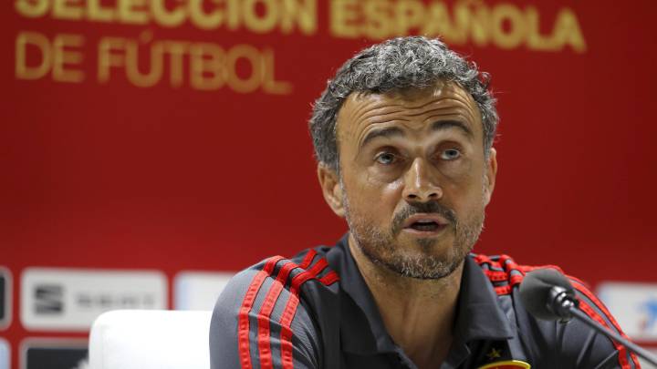 Luis Enrique cumple un año sin banquillo y Ramos, 34 mañana