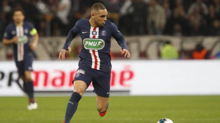 El Sevilla debe reforzar ambos laterales y tiene en Francia dos objetivos de altura: Bouna Sarr, del Marsella y Layvin Kurzawa, del PSG, para la izquierda.
