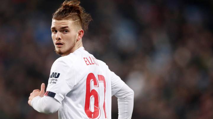 Harvey Elliott, en un partido de la Carabao Cup que su equipo, el Liverpool, disputó ante el Aston Villa.