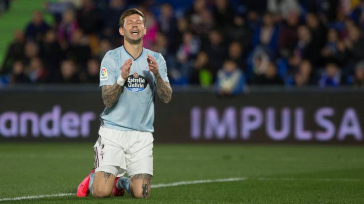 Smolov se lamenta de una ocasión perdida en el partido ante el Getafe