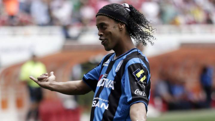 "Ronaldinho no entrenaba ningún lunes, estaba en la playa"