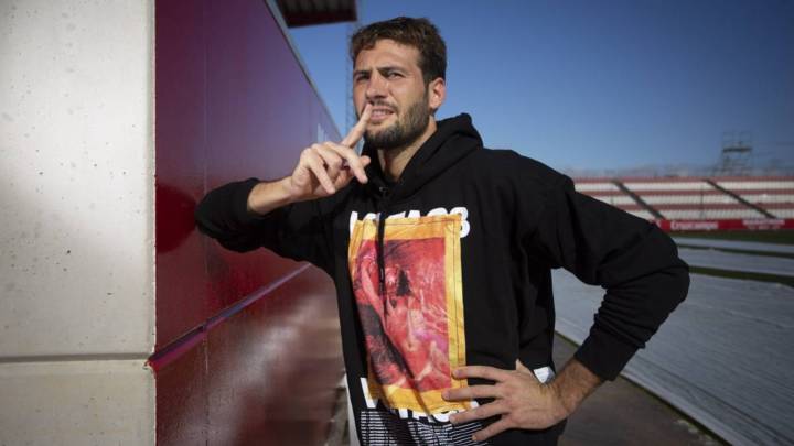 El centrocampista del Sevilla Franco 'Mudo' Vázquez aseguró que pretende seguir en Europa a pesar de los cantos de sirena que le llegan de Argentina, de River Plate y de Boca Juniors.