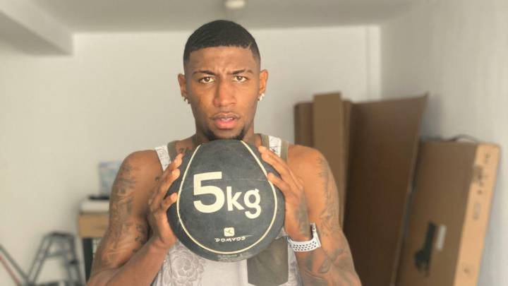 El lateral del Betis Emerson Aparecido, cedido por el Barcelona, afirma a As que ya se siente preparado para jugar en el club culé si le reclaman.