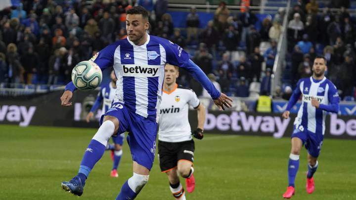 El Alavés se interesa por la continuidad de Camarasa y Burke