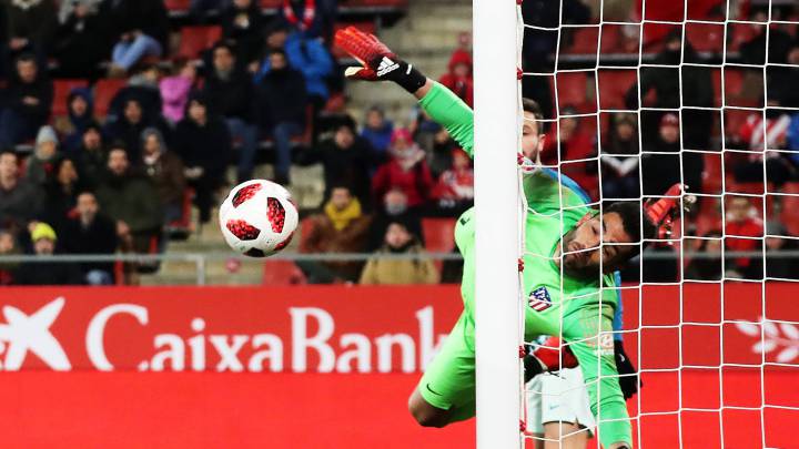 El Atlético quiere renovar a Adán.