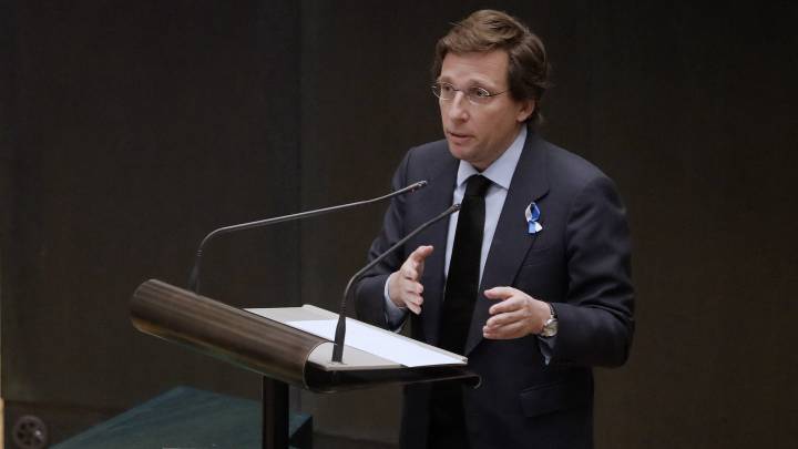 José Luis Martínez-Almeida, alcalde de Madrid, que valoró el viaje de la afición del Atlético a Anfield.