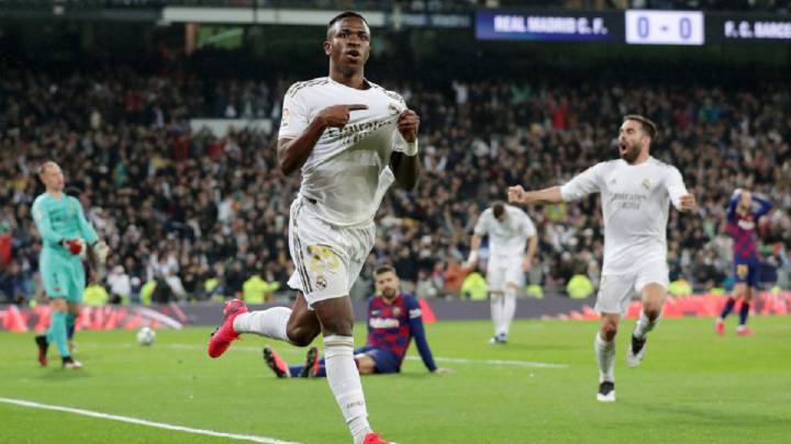 Dos meses sin fútbol en el Santiago Bernabéu.