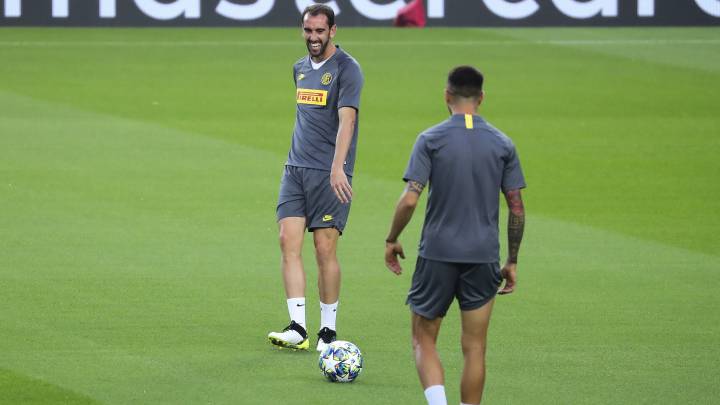 Godín en un entrenamiento con el Inter