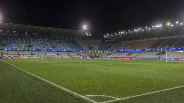 La Liga belga vuelve a posponer la decisión de finalizar la competición.