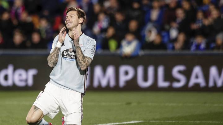 Fedor Smolov se lamenta por una ocasión errada ante el Getafe en el Coliseum