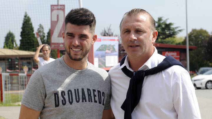 Javi Rico: "El Sporting tiene que ser grande con gente de casa"