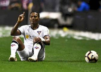 Antonio Valencia dona su salario a los empleados de Liga de Quito