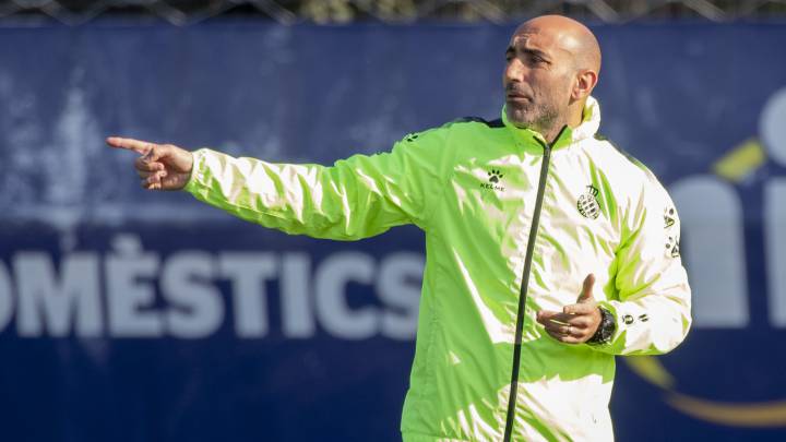 ENTRENAMIENTO DEL ESPANYOL ABELARDO