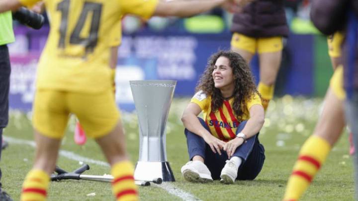 Andrea Falcón tras sufrir otra rotura de ligamento cruzado.