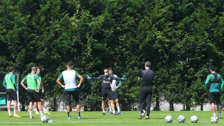 Fase 2: tres grupos y cuatro porteros