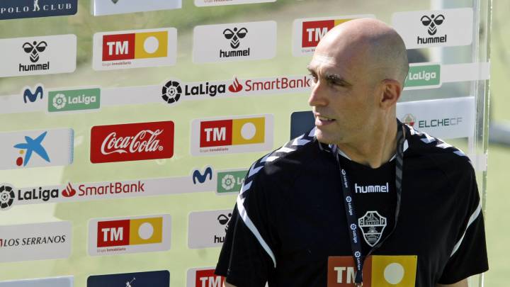 Quesada: "Toda la plantilla del Elche está en buen estado"