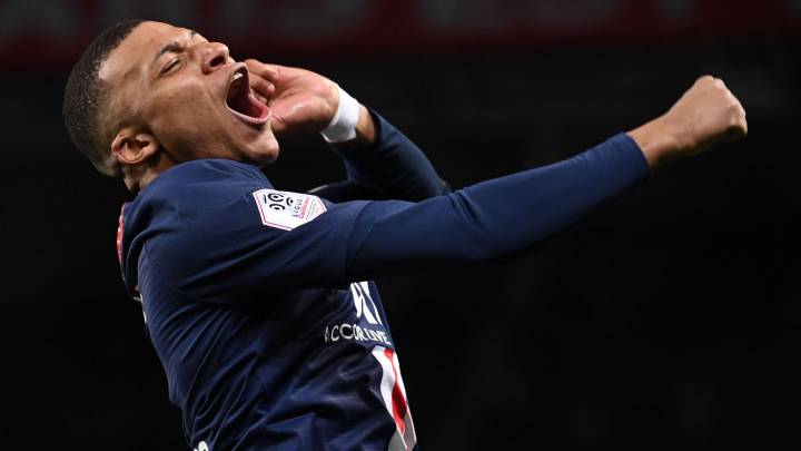 Mbappé: un año de flirteo