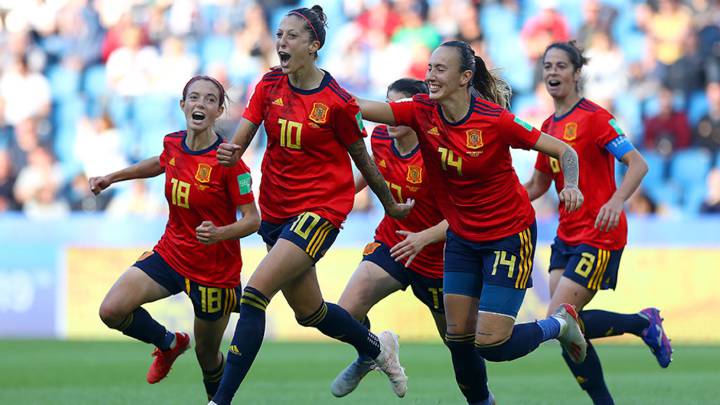 Jenni Hermoso celebra un gol durante el Mundial de Francia.