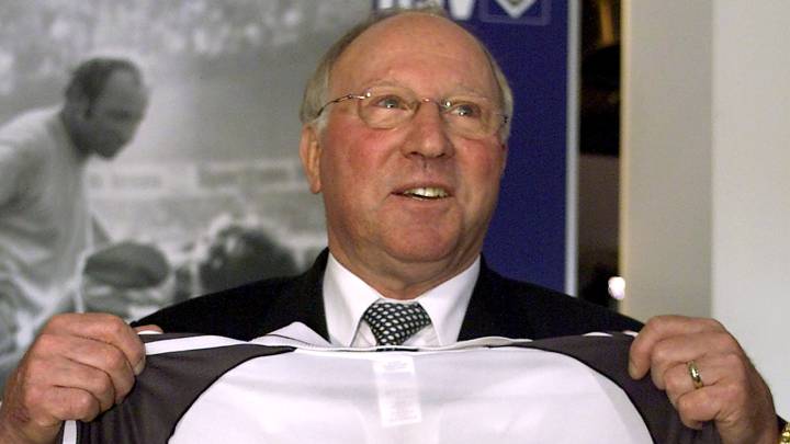 Seeler, leyenda del Hamburgo, operado de urgencia