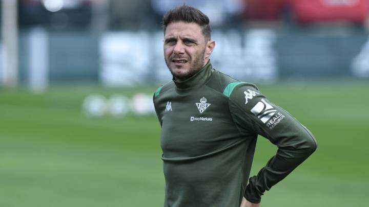 "Mis niñas dicen: nos vamos a casar y seguirás jugando"