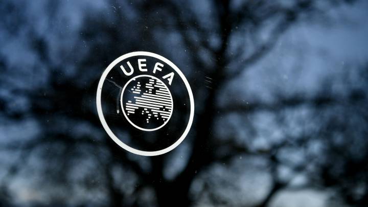 El AZ Alkmaar reclama ante la UEFA por el reparto de plazas europeas