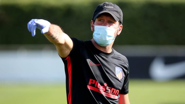 Simeone: "Ganan los equipos que defienden mejor".