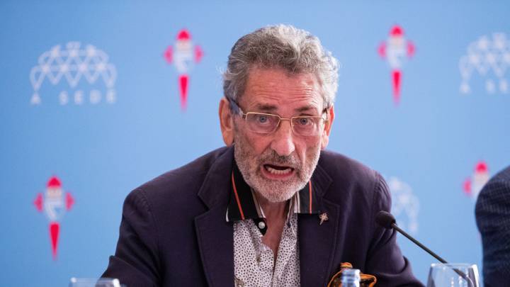 Carlos Mouriño comparece en una rueda de prensa en A Sede
