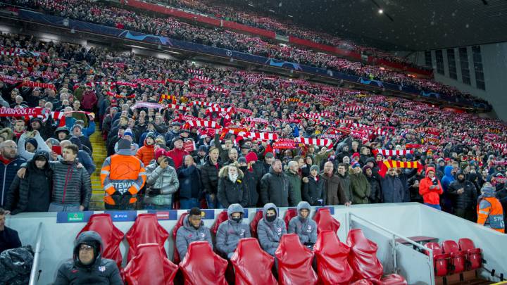 Seguidores en el Liverpool-Atlético del 11 de marzo.