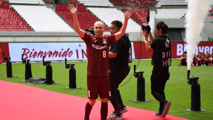 El "efecto Iniesta" pulveriza los récords de ingresos en Japón