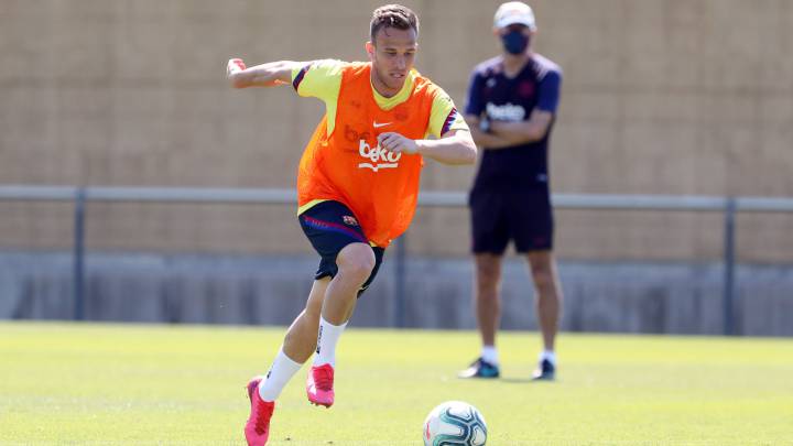 Arthur's situation at Barcelona remains up in the air