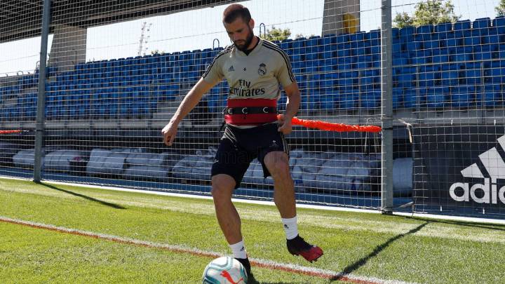 Nacho, ventanilla de emergencia