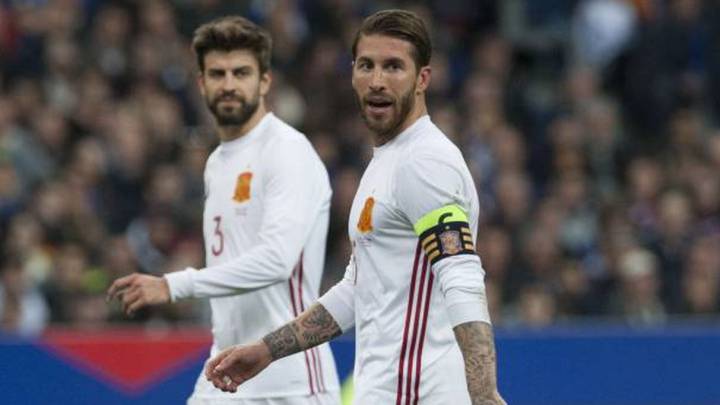 El ministro Illa se cita con Sergio Ramos, Piqué y Koke